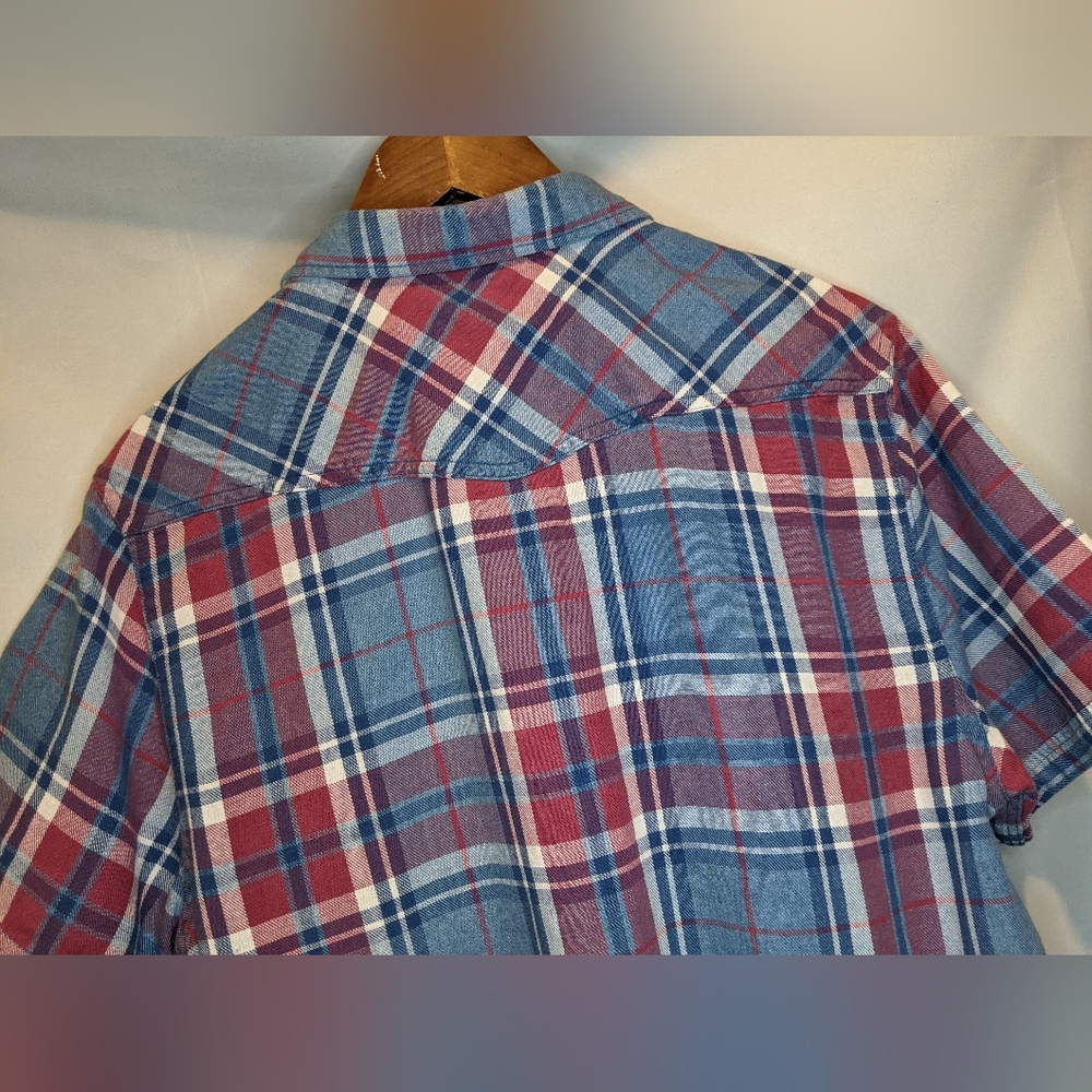 NWT Desert Son Flags & Anthem Dierks Bentley Short Sleeve Button Up Mens Medium - Picture 3 of 13
